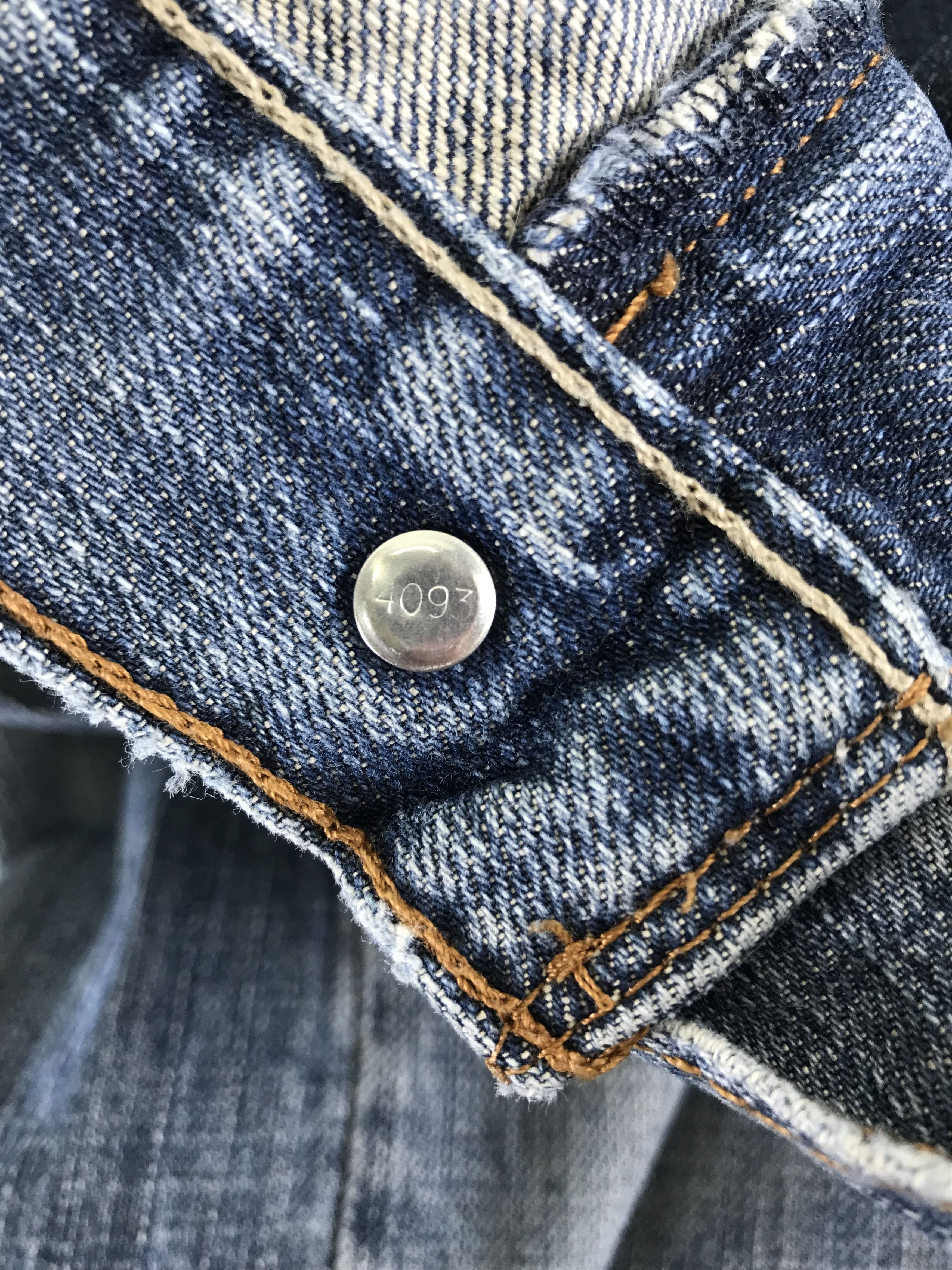 Levi's Vintage Levi's 569 Loose Straight Jeans Distressed Denim Size US 36 / EU 52 - 10 Thumbnail