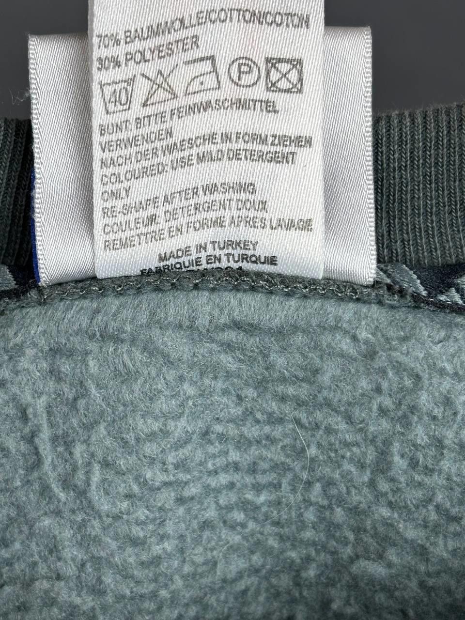 Adidas Adidas Crewneck Sweatshirt Size S Grey Vintage Size US S / EU 44-46 / 1 - 7 Thumbnail