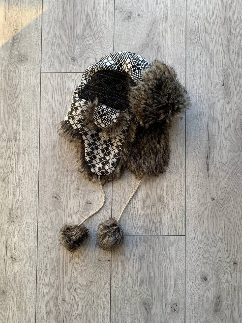 Japanese Brand Vintage Mask Fuzzy Faux Fur Trapper Ushanka Hat OS Size ONE SIZE - 1 Thumbnail