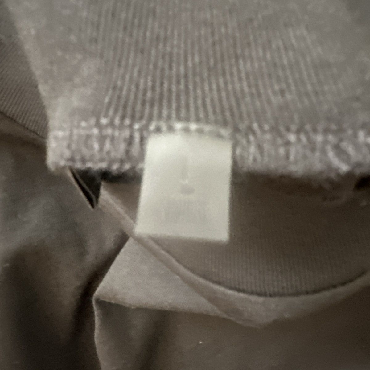 Essentials × Fear of God Essentials Fear of God Men’s Black T-Shirt NWT Size L Size US L / EU 52-54 / 3 - 5 Thumbnail