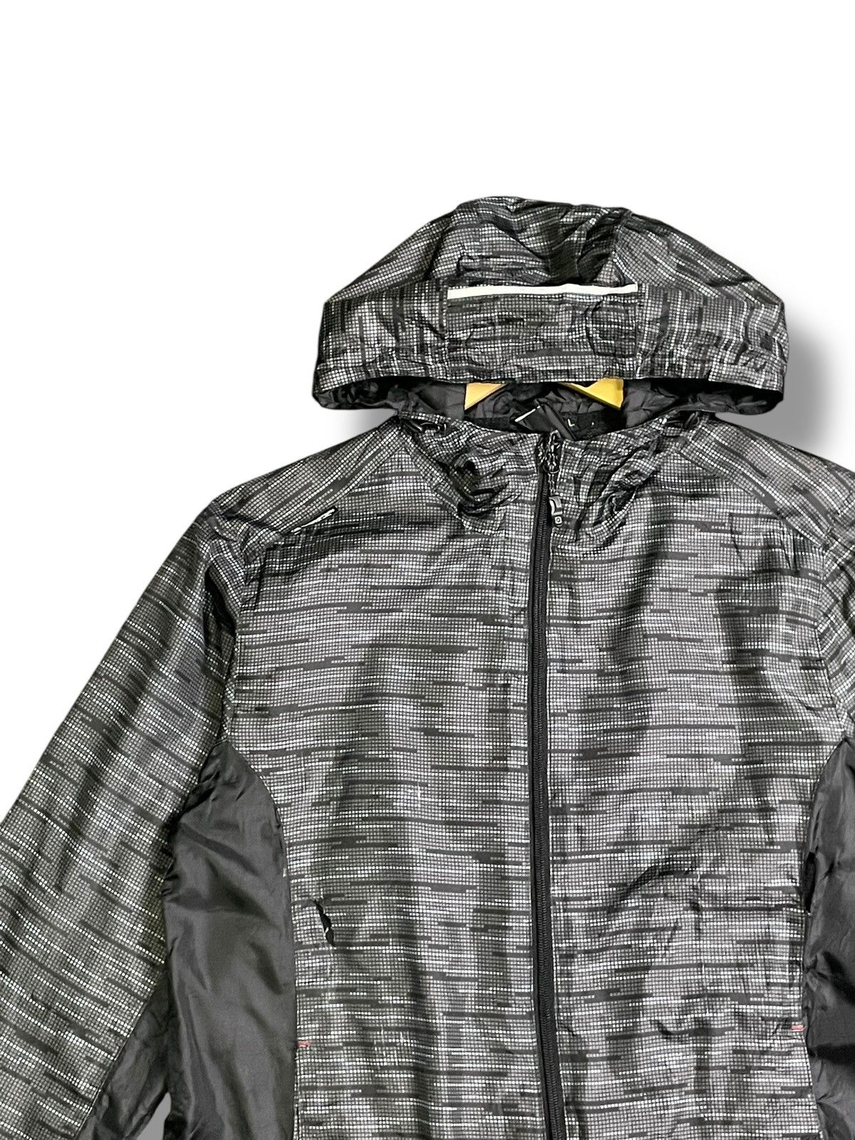 Japanese Brand × Vintage Gladiator x Active Windbreaker Jacket (37) Size US L / EU 52-54 / 3 - 5 Thumbnail