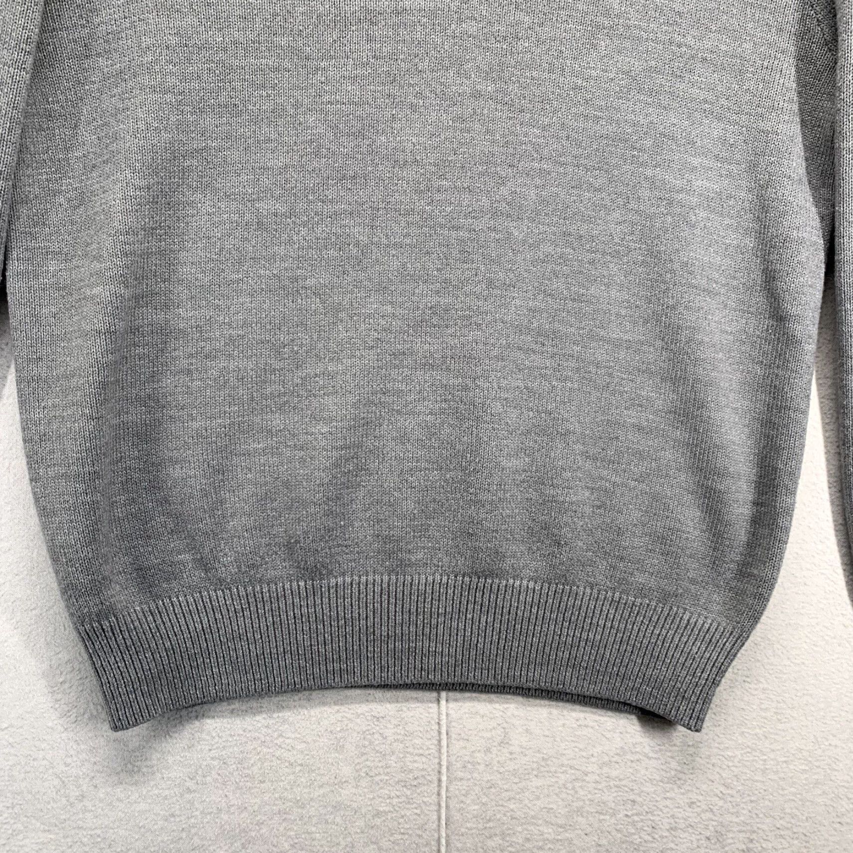 Vintage VINTAGE El Dorado Men's Gray Sweater Medium Acrylic Long Sleeve V-Neck 80s 90s Classic Size US M / EU 48-50 / 2 - 4 Thumbnail