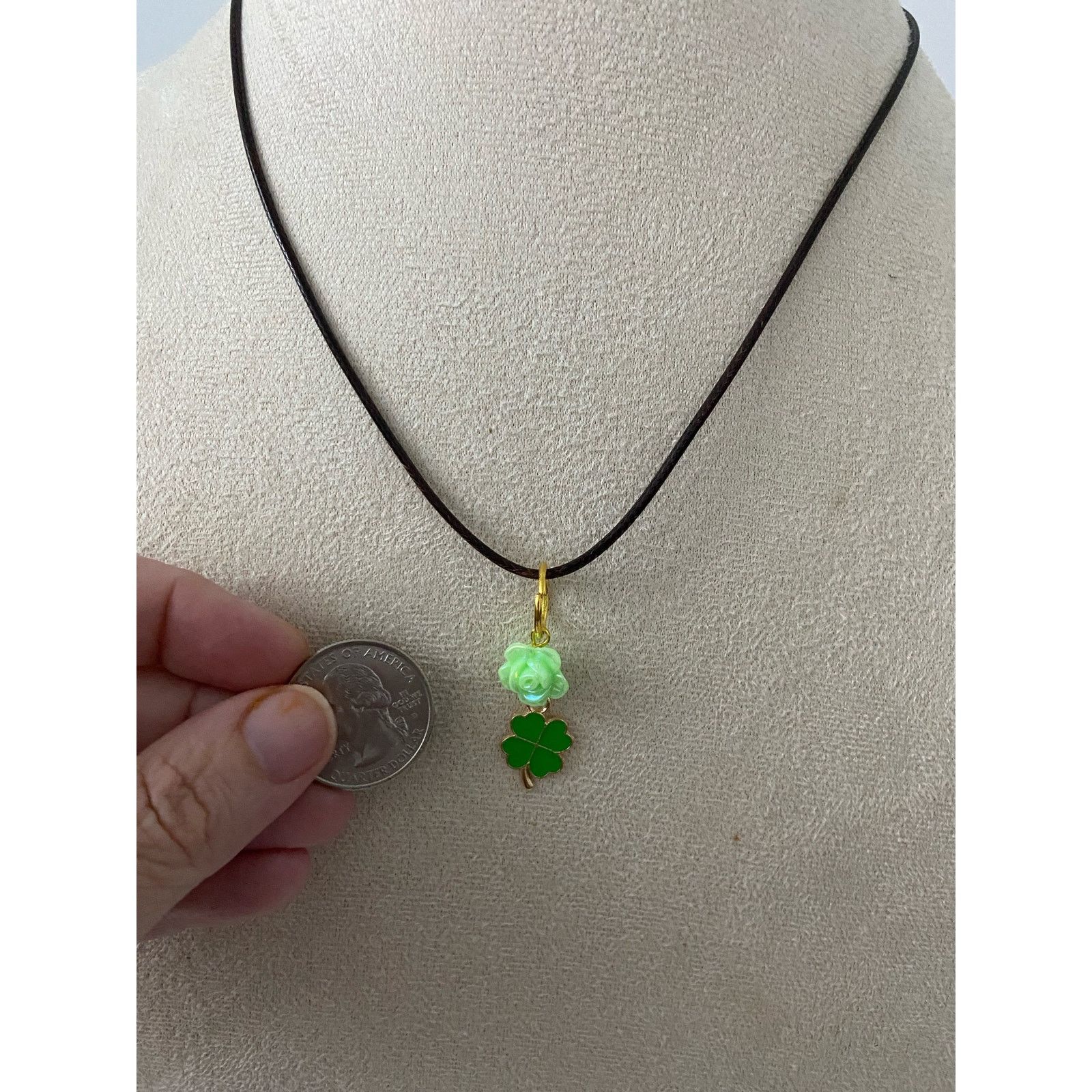 Handmade shamrock pendant necklace Size ONE SIZE - 2 Thumbnail