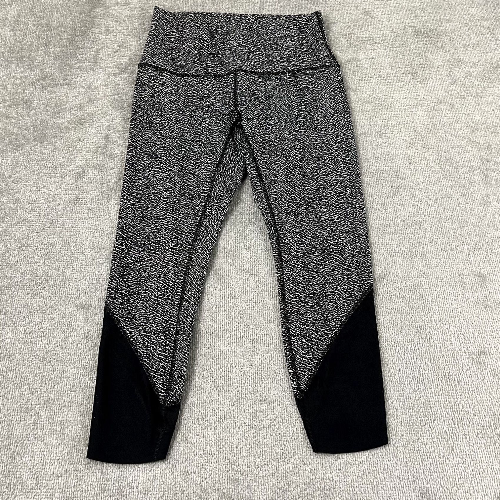 Lululemon Lululemon Wunder Under Crop Womens 10 High Rise Luon Ripple Jacquard Leggings Black Geometric Size 32" / US 10 / IT 46 - 4 Thumbnail