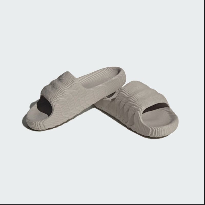 Adidas Adidas Adilette 22 Size 13 Slides Sandals Core Brown NEW Size US 13 / EU 46 - 3 Thumbnail