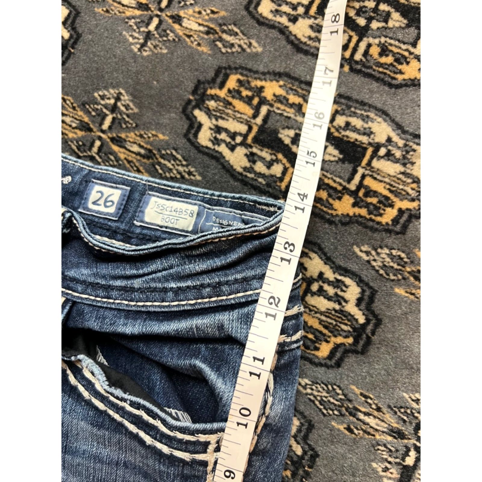 Miss Me Miss Me Cut-Off Jean Shorts Size 26 Embroidered Embellished Blue Womens Regular Cotton Blend Size 26" / US 2 / IT 38 - 7 Thumbnail