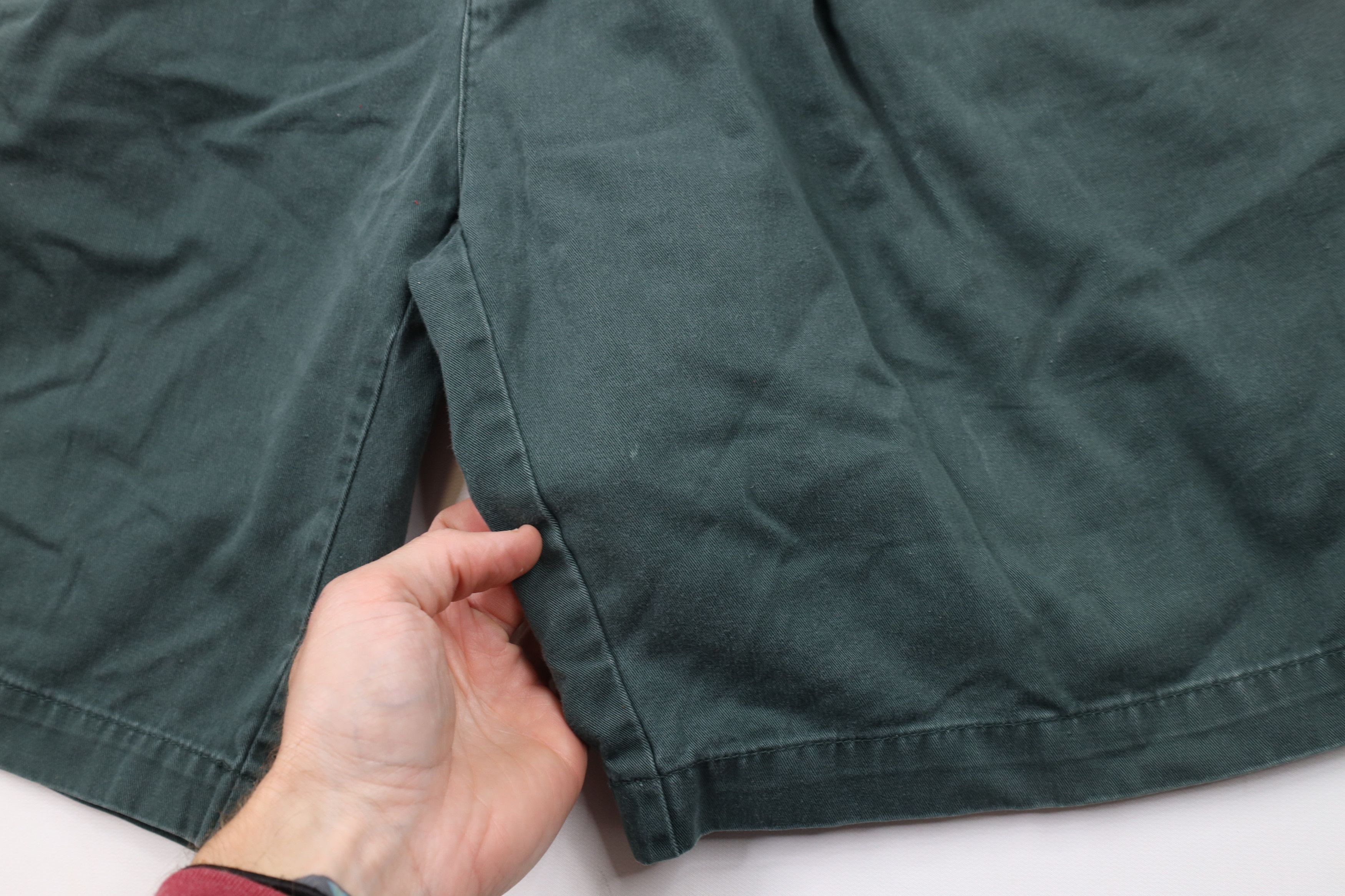 Vintage Vintage 90s Streetwear Above Knee Chino Shorts Green Cotton Size US 32 / EU 48 - 5 Thumbnail