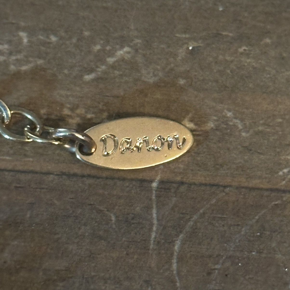 Other Gold tone abalone Hebrew pendant necklace Size ONE SIZE - 5 Thumbnail