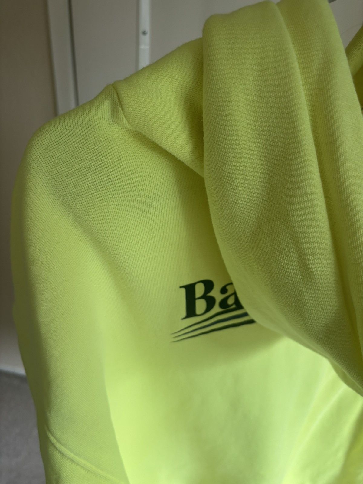 Balenciaga Balenciaga neon yellow campaign medium fit hoodie Size US L / EU 52-54 / 3 - 15 Thumbnail