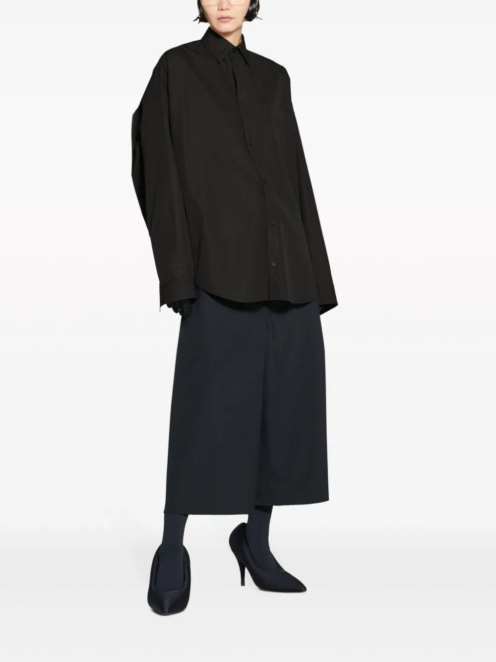Balenciaga o1mt1gz0924 Cocoon Shirt Large Fit in Black Size M / US 6-8 / IT 42-44 - 2 Thumbnail