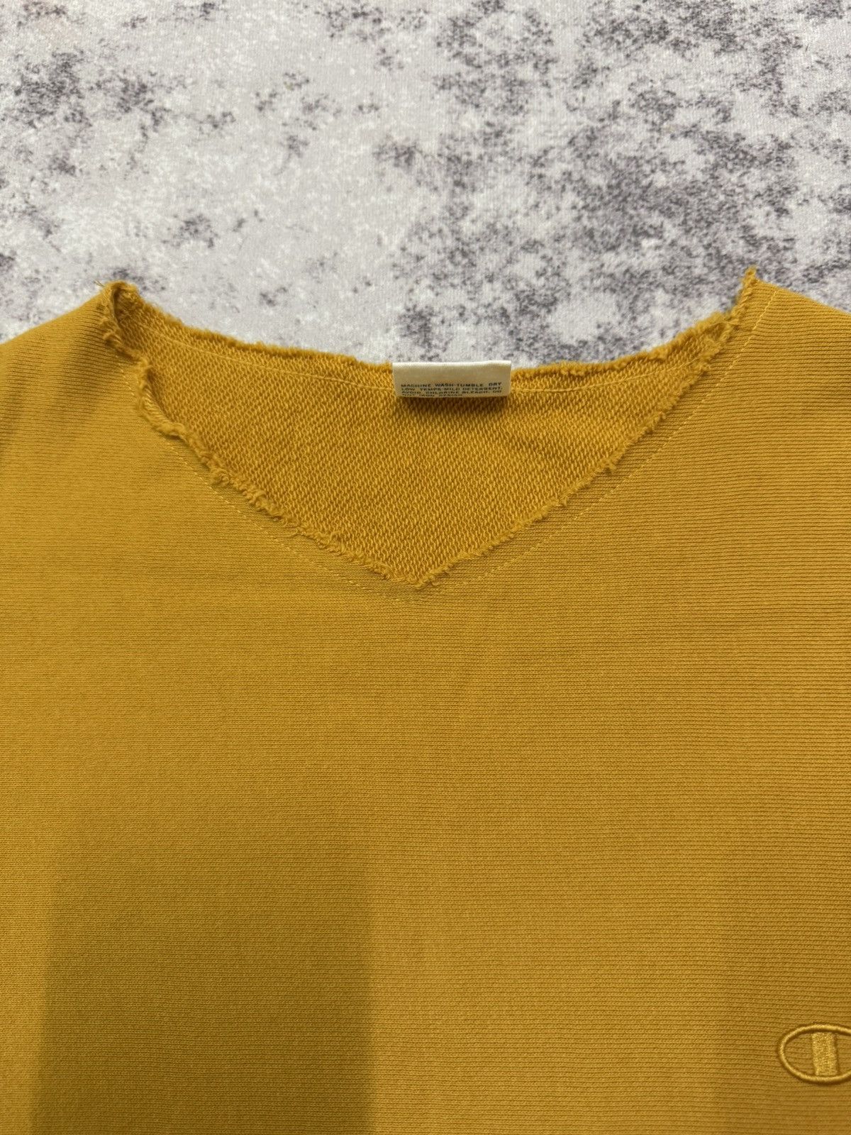 Champion Champion Reverse Weave x Rodeo Crown Distressed Neckline Hem Size US L / EU 52-54 / 3 - 7 Thumbnail