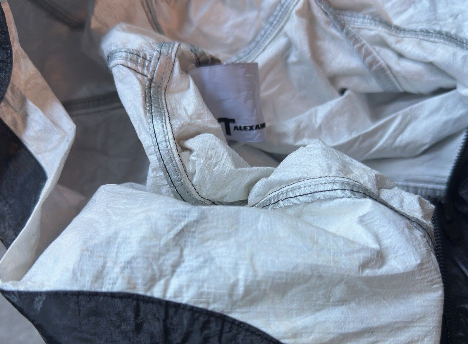 T by Alexander Wang T Alexander Wang Rain Anorak Jacket Black Size 4 Size L / US 10 / IT 46 - 10 Thumbnail