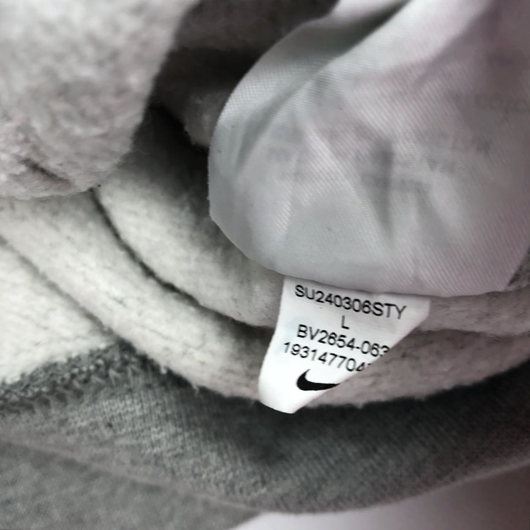 Nike Nike Men's Gray Club Fleece Pullover Hoodie BV2654-063 L NSW Essential Size US L / EU 52-54 / 3 - 6 Thumbnail