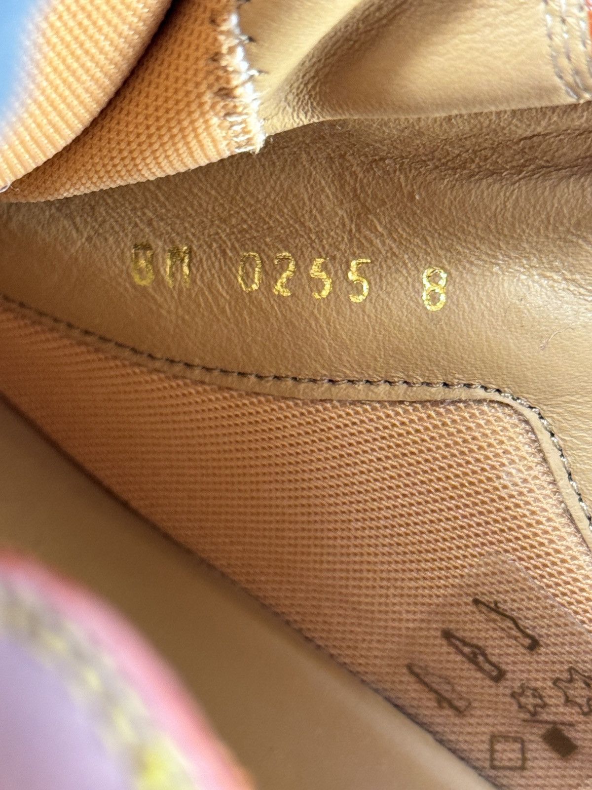 Louis Vuitton LV REMIX DERBY 1AIJAN SIZE: LV8 fits US10 Size US 8 / EU 41 - 12 Thumbnail