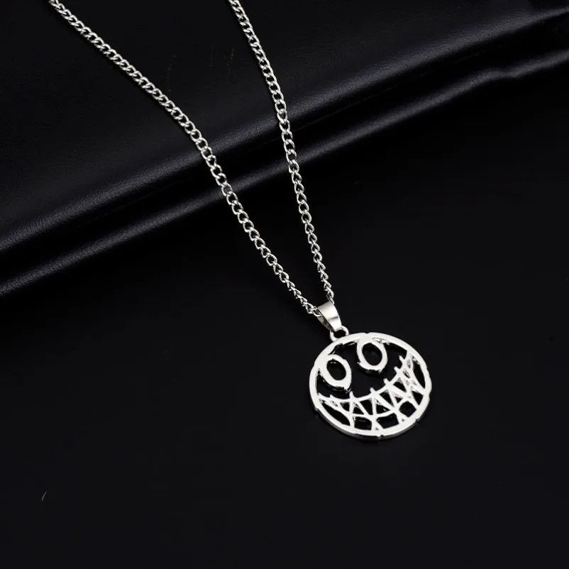 Jewelry × Vintage Vintage Fake Smile Necklace Size ONE SIZE - 1 Thumbnail
