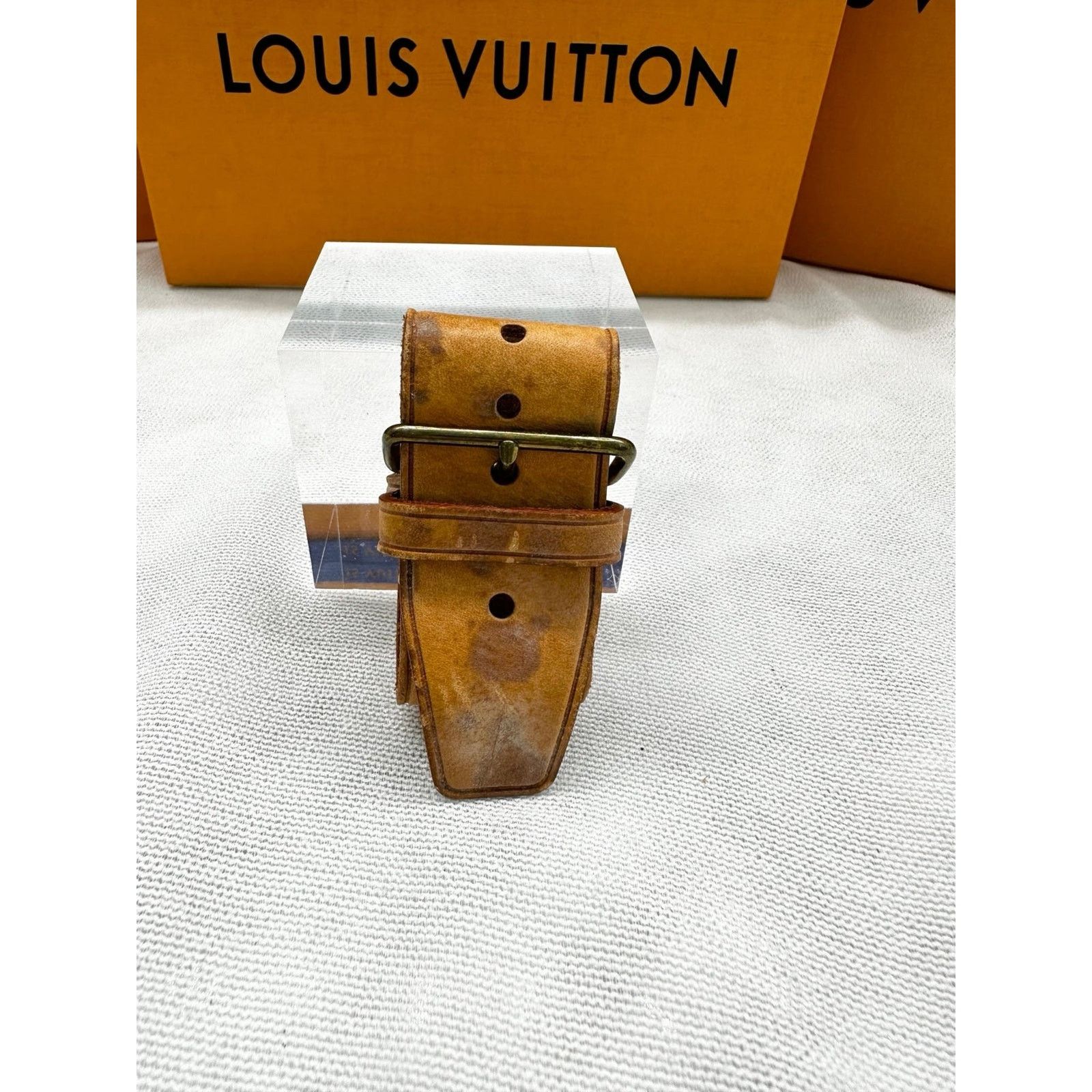Louis Vuitton 2004 Tokyo Poignet Belt 21LR0605 LV Circle 35MM Reversible Belt Monogram Canvas - Accessories  main image 3