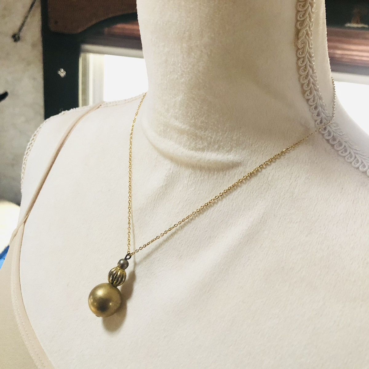 Handmade Handcrafted vintage gold metal ball dangle pendant necklace Size ONE SIZE - 3 Thumbnail