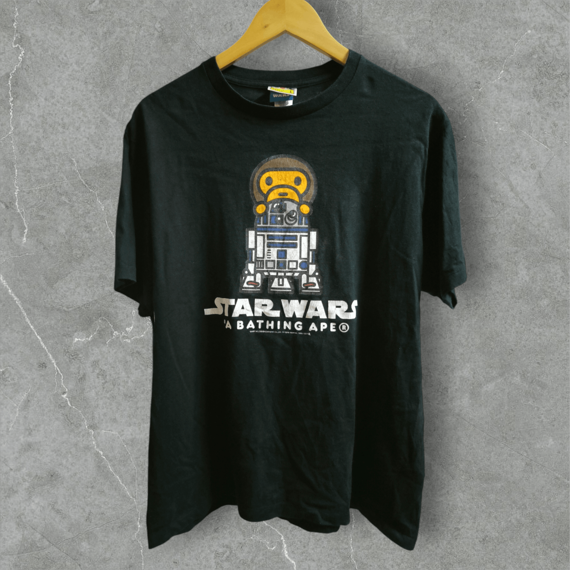 Bape × Star Wars 2011 Baby Milo R2D2 Star Wars Size US L / EU 52-54 / 3 - 4 Thumbnail