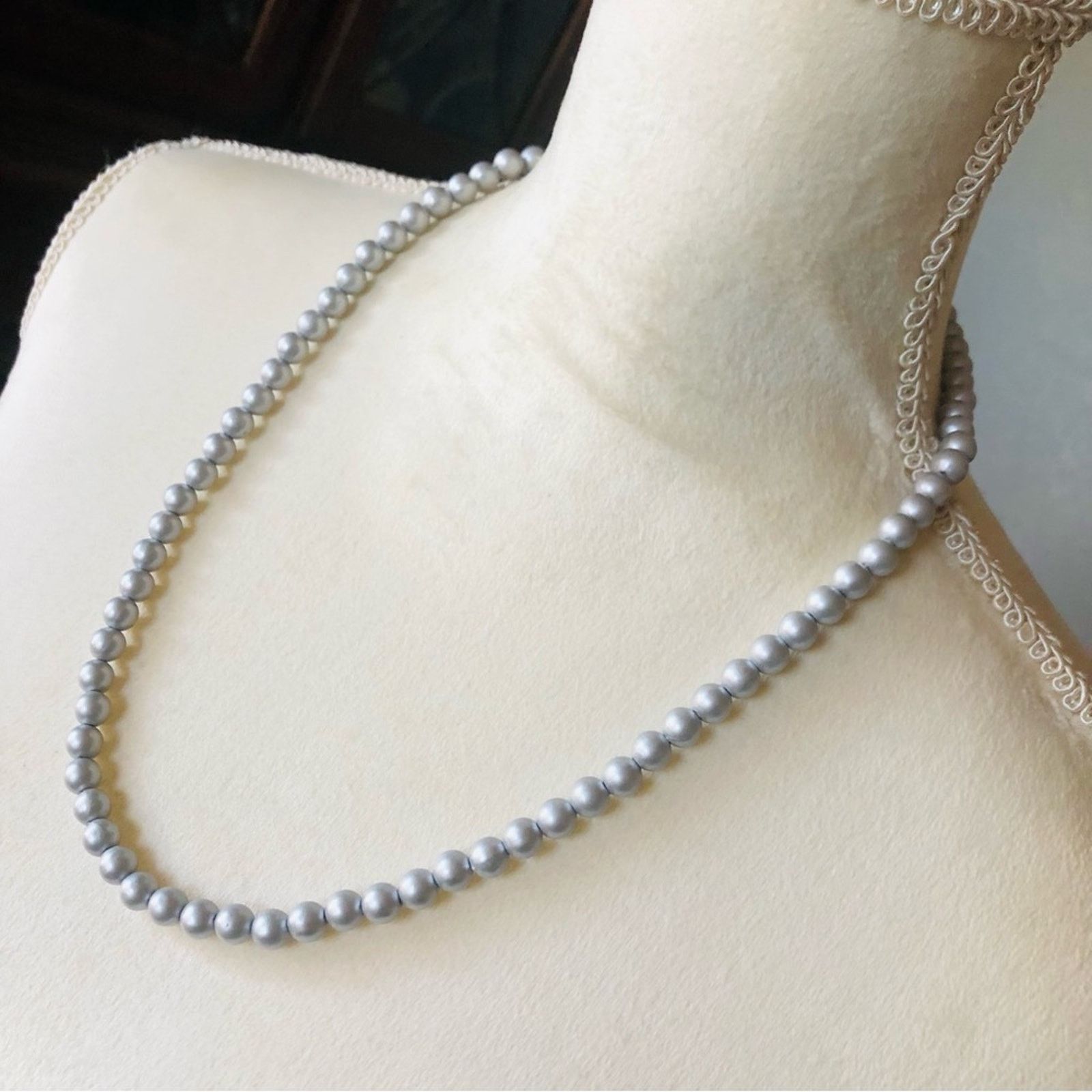 Vintage Vintage 70s-80s silver gray pearl bead necklace Size ONE SIZE - 4 Thumbnail