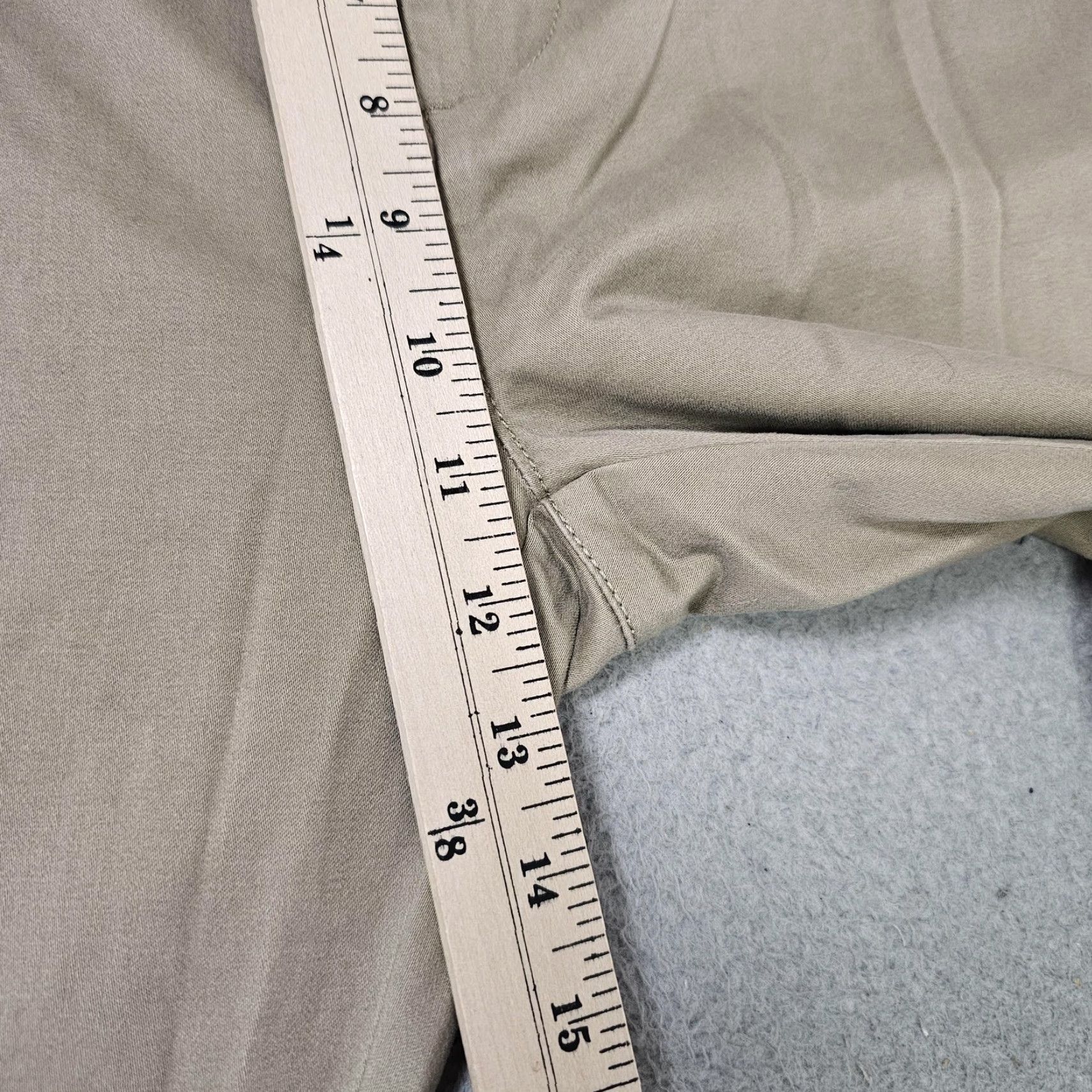 Vintage Kirkland Signature Chino Pants Mens 36x30 Khaki Beige Tailored Fit Straight Leg Pants Mens Beige 36x30 Business Casual Workwear Size US 36 / EU 52 - 4 Thumbnail