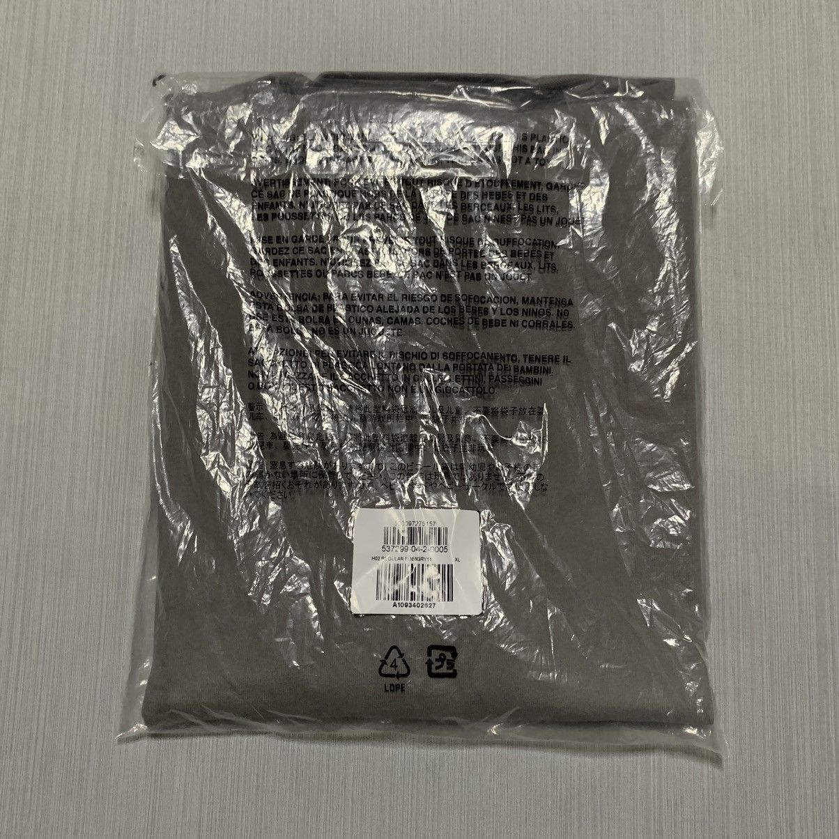 Balenciaga × Gap × Kanye West Yeezy GAP engineered by Balenciaga Tee Size US XL / EU 56 / 4 - 3 Thumbnail