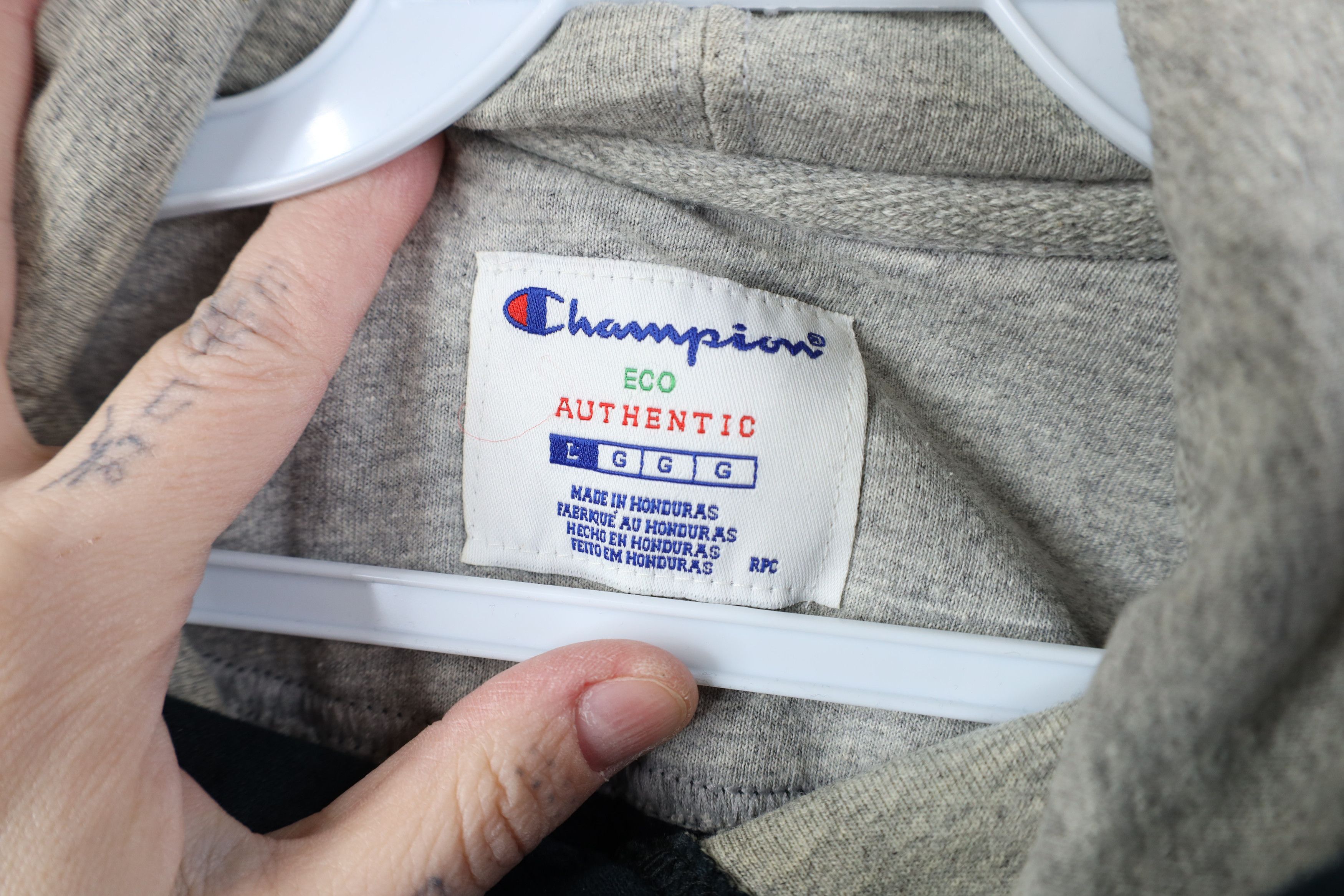 Champion Vintage Y2K Champion Classic Logo Hoodie Sweatshirt Black Size US L / EU 52-54 / 3 - 8 Thumbnail