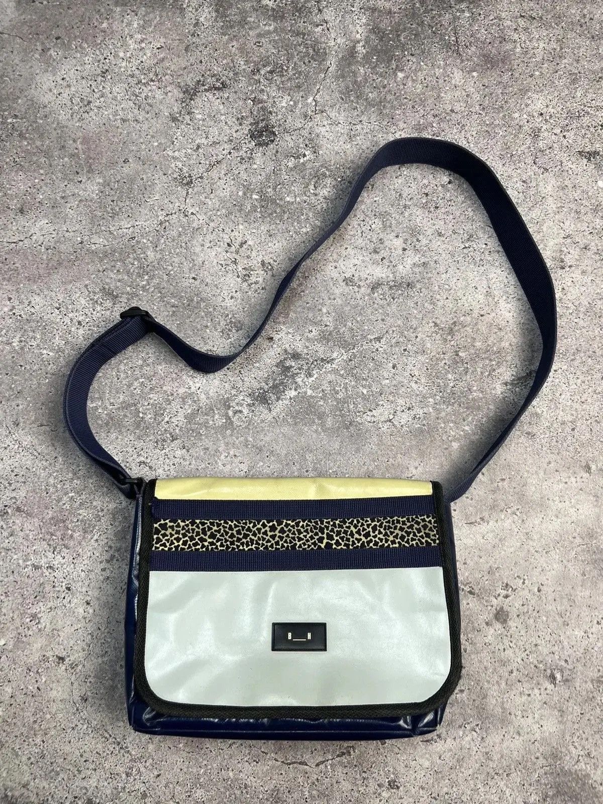 Freitag × Japanese Brand × Vintage ‼️FREITAG Messenger Backpack Recycling Bag Shopper Y2K bag Size ONE SIZE - 6 Thumbnail