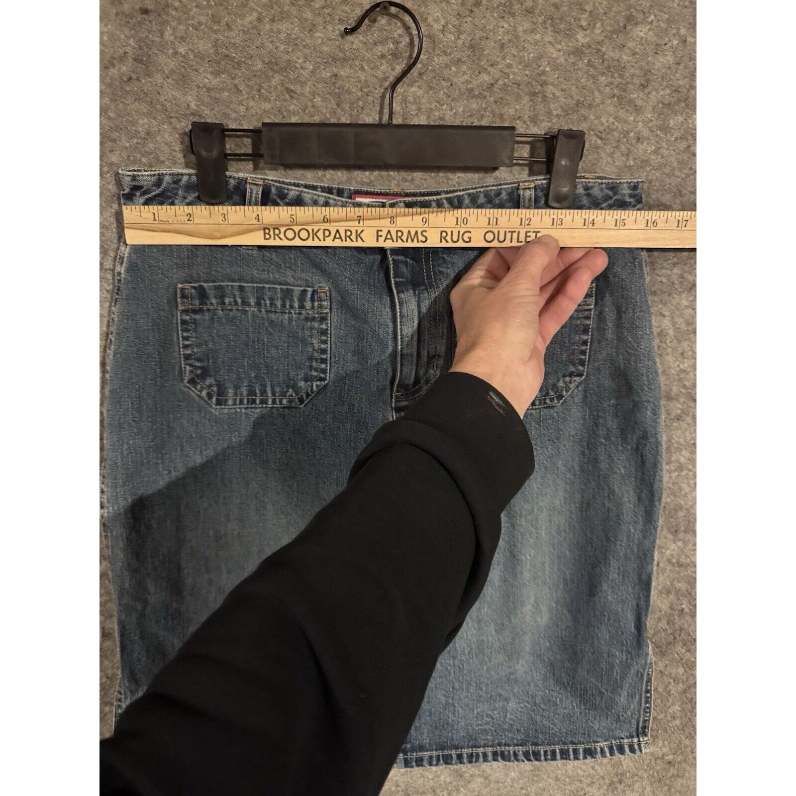 Old Navy Old Navy Jean Skirt Size 10 Straight Y2K Grunge Streetwear Size 32" / US 10 / IT 46 - 4 Thumbnail