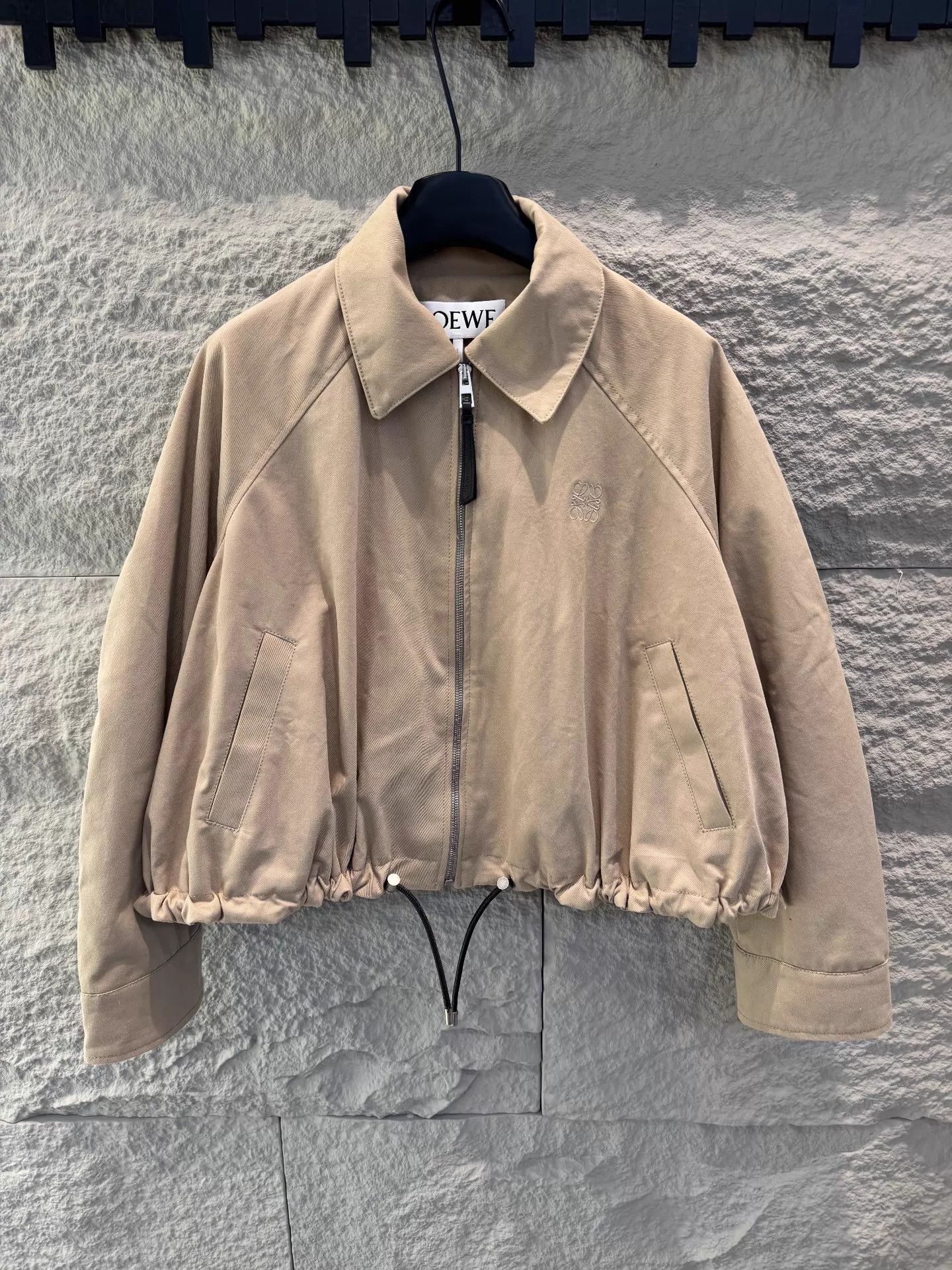 Loewe LOEWE 25ss Balloon Short Jacket Women's Khaki 36 Size XS / US 0-2 / IT 36-38 - 1 Thumbnail