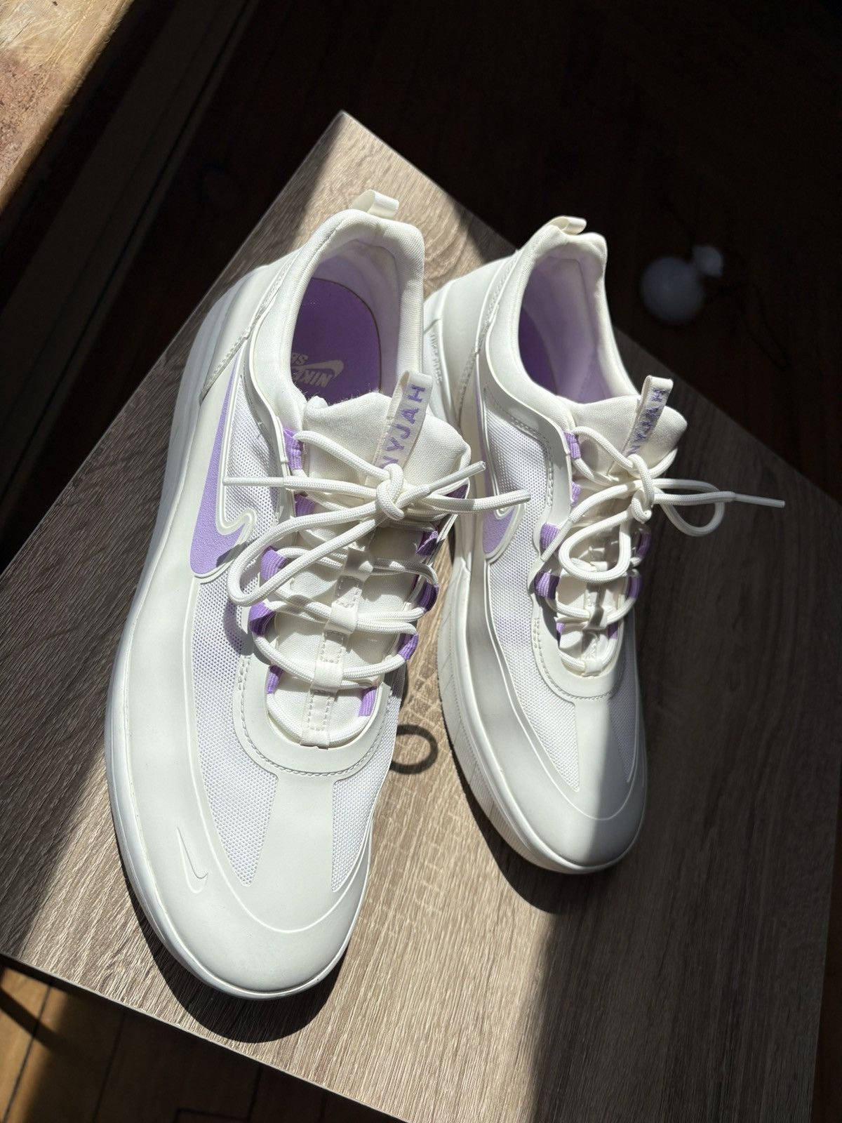 Nike Nike SB Nyjah Free 2 Summit White Lilac Size US 11.5 / EU 44-45 - 2 Thumbnail