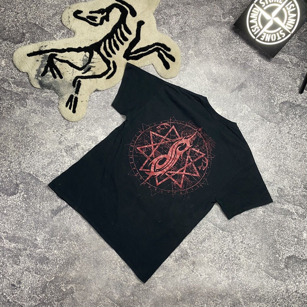 Band Tees Vintage Slipknot 2018 Big Graphic Overprint logo tee Size US M / EU 48-50 / 2 - 4 Thumbnail
