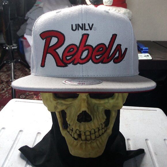 Mitchell & Ness × NCAA NWT Mitchell & Ness UNLV Runnin' Rebels Script Snap Hat Cap Size ONE SIZE - 1 Thumbnail