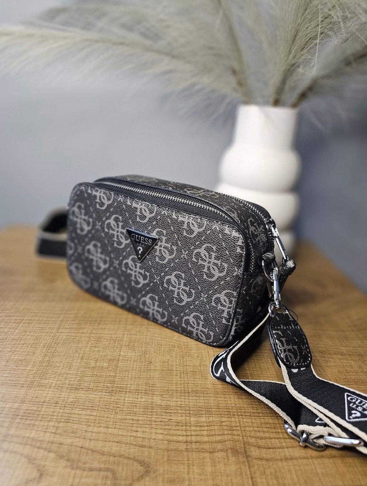Guess Guess bags Size ONE SIZE - 1 Thumbnail