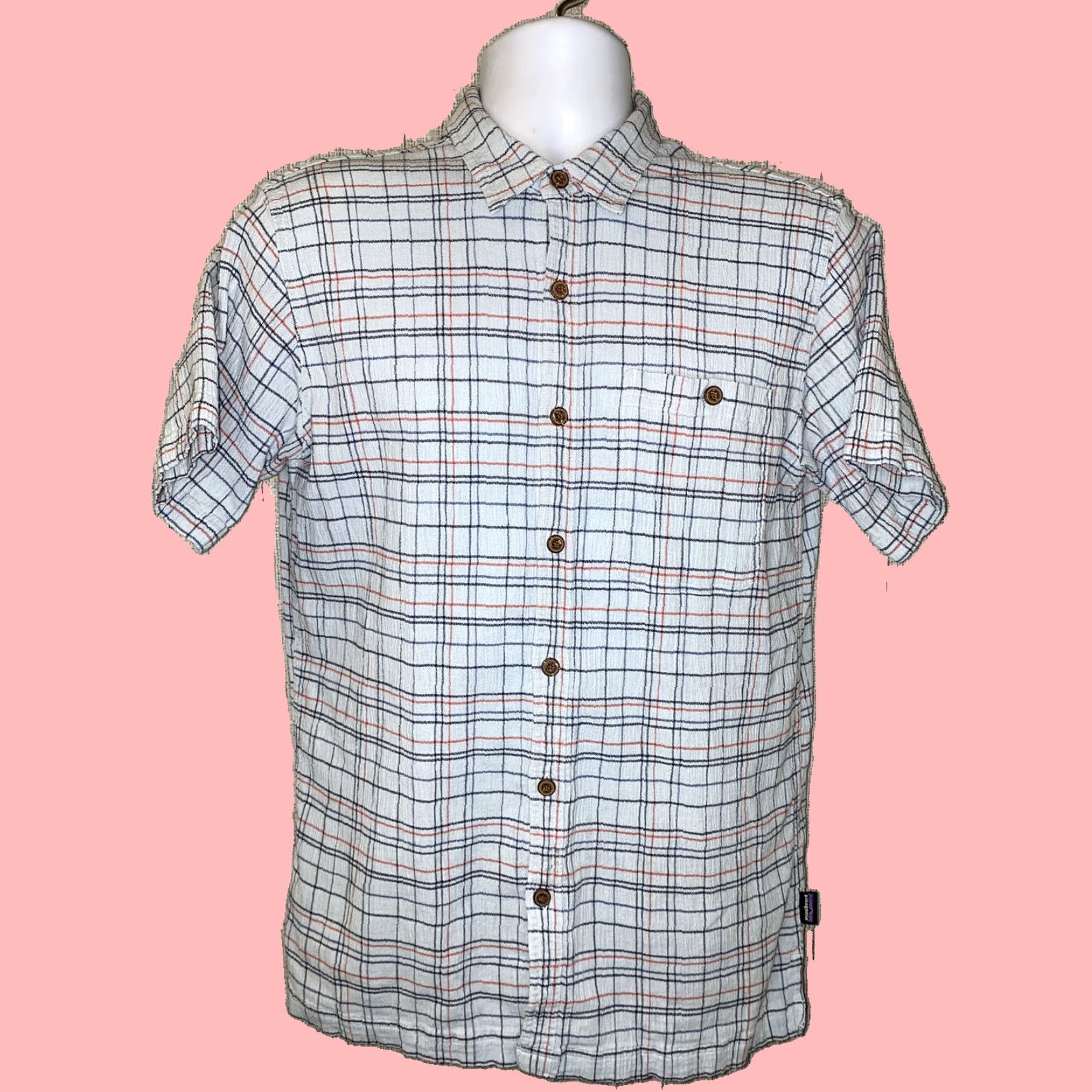 Patagonia Premium Organic Cotton Short Sleeve Button Front Shirt for Men in Gray with 20 Inch Armpit Measurement Size US M / EU 48-50 / 2 - 1 Thumbnail