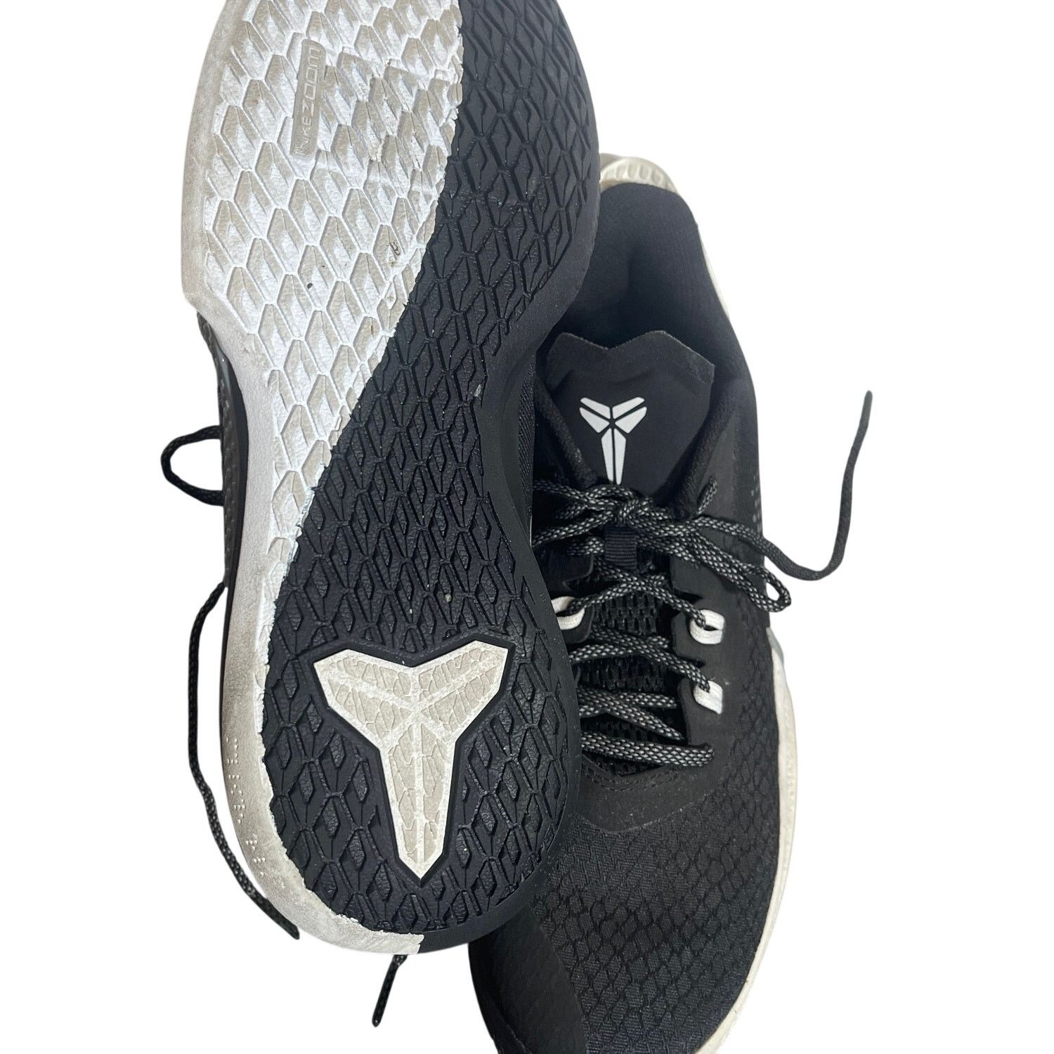 Nike Nike Kobe Mamba Fury Black White Athletic Shoes Men's Size 9 Size US 9 / EU 42 - 7 Thumbnail