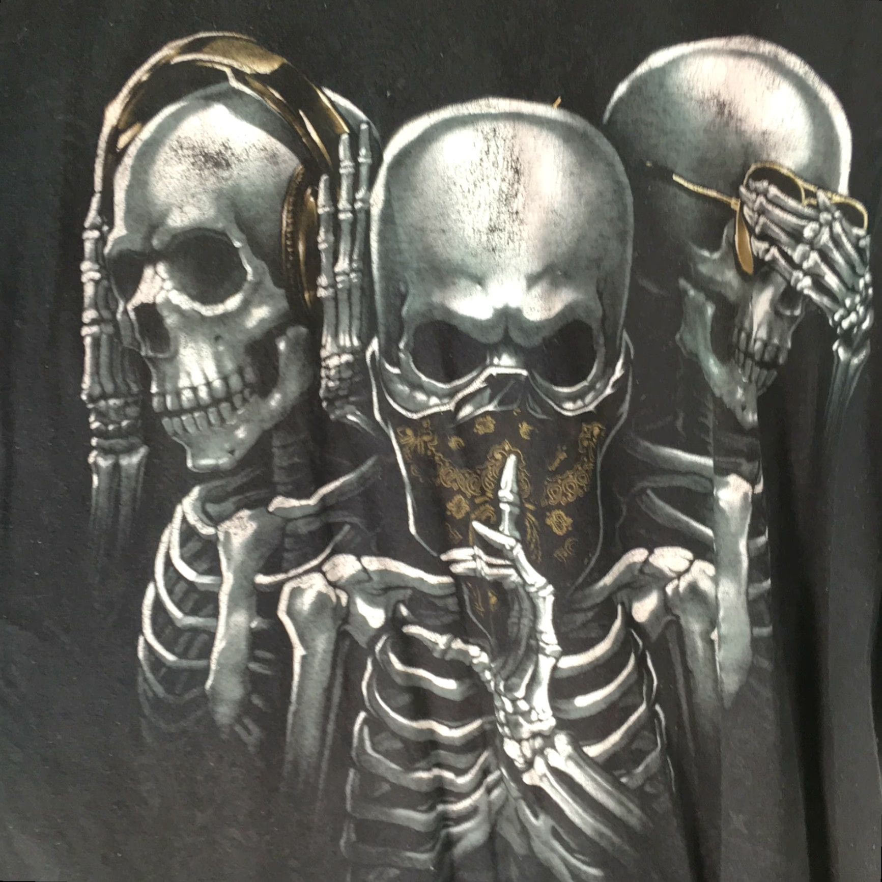 Vintage Mens Skeleton Graphic Tee Black Size 2X Crew Neck Short Sleeve T Shirt Men Regular Fit 2X Black Graphic Tee Size US XXL / EU 58 / 5 - 3 Thumbnail