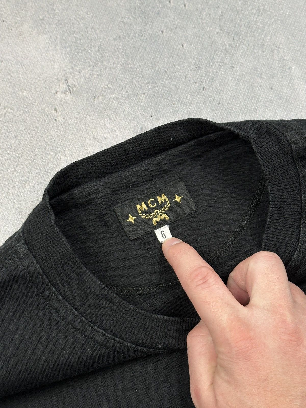 MCM Vintage MCM Italy Black Rhinestone Logo Long Sleeve Tee Rare Size L / US 10 / IT 46 - 5 Thumbnail