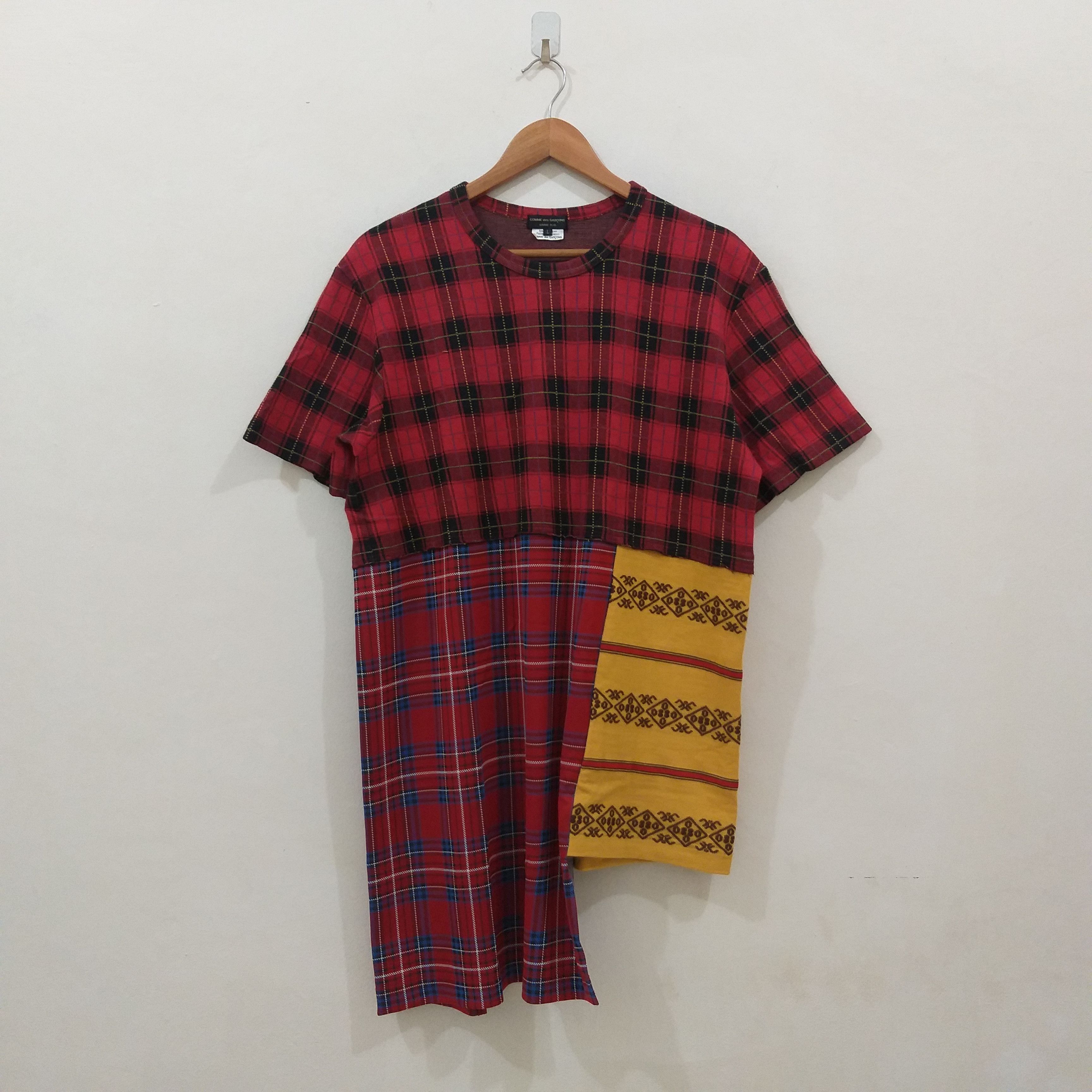 Comme des Garcons Homme Plus Comme Des Garcons Homme Plus Patchwork T-Shirt Size US L / EU 52-54 / 3 - 1 Thumbnail