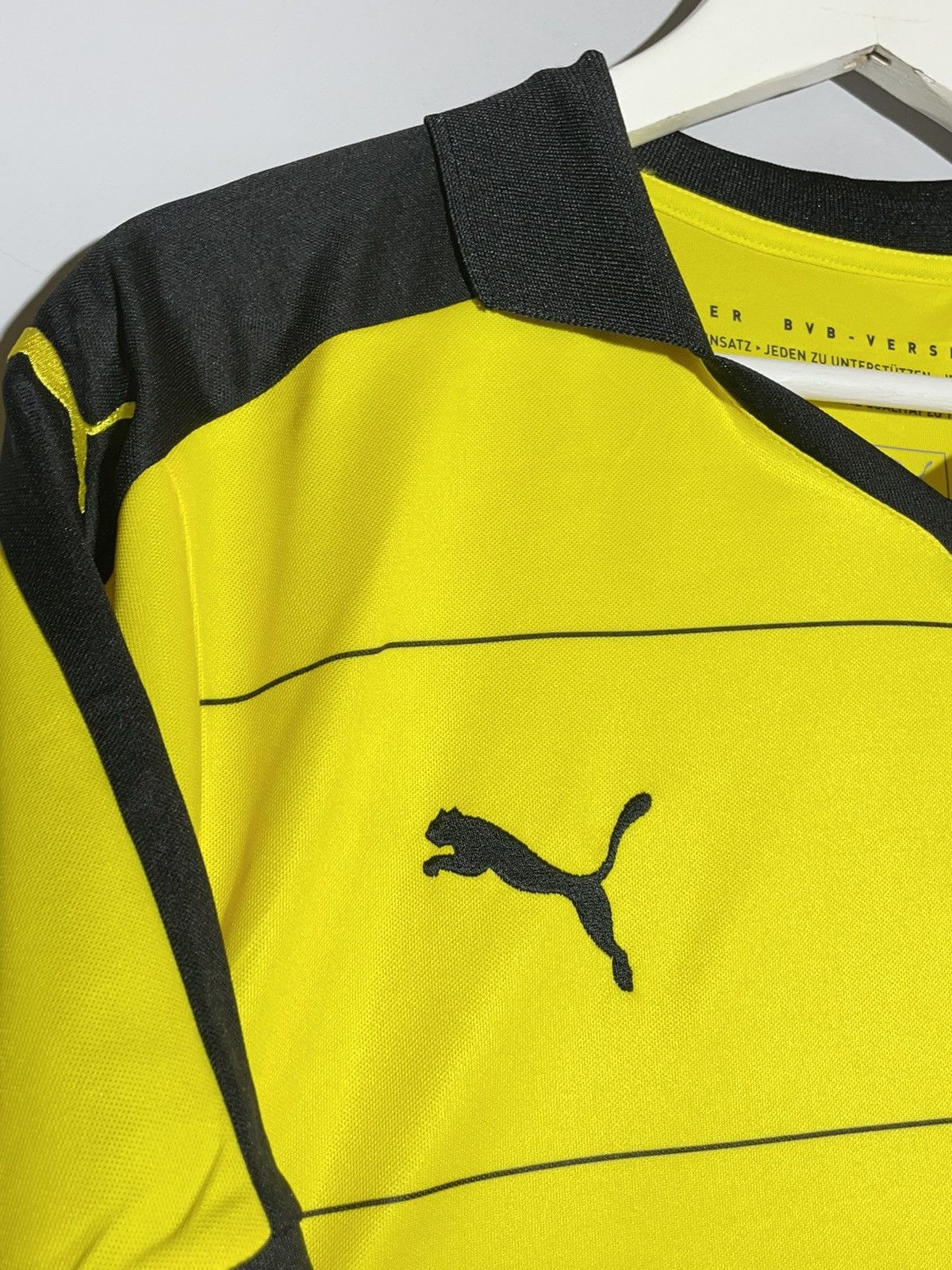 Puma Borussia Dortmund BVB Puma 2015/16 Home Football Shirt Size US M / EU 48-50 / 2 - 5 Thumbnail