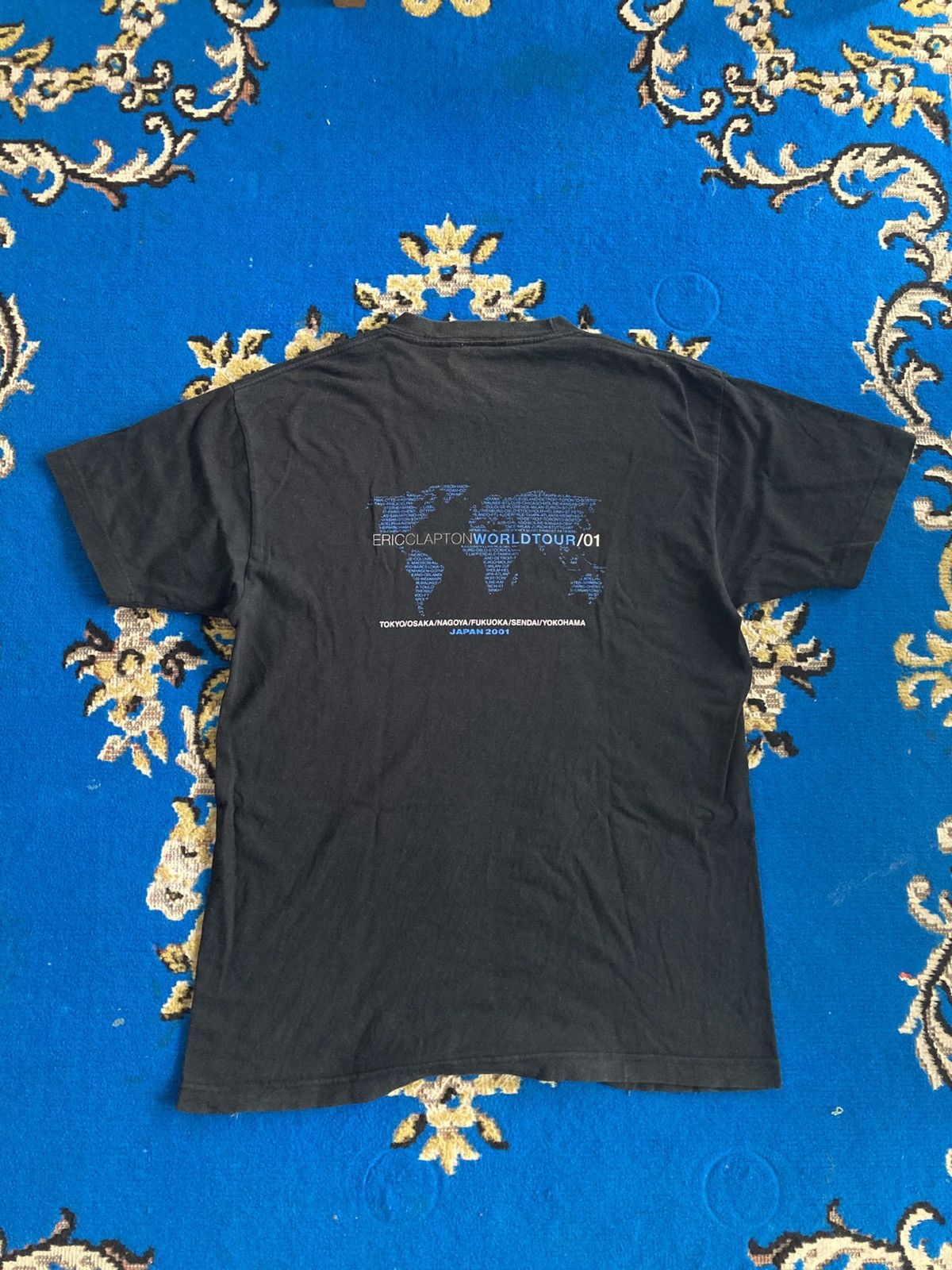 Vintage FREESHIPPING🔥Vintage World Tour Eric Clapton Size US M / EU 48-50 / 2 - 4 Thumbnail