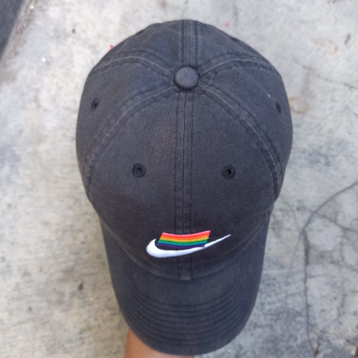 Nike LGBTQ flag designer x nike archival hat Size ONE SIZE - 16 Thumbnail