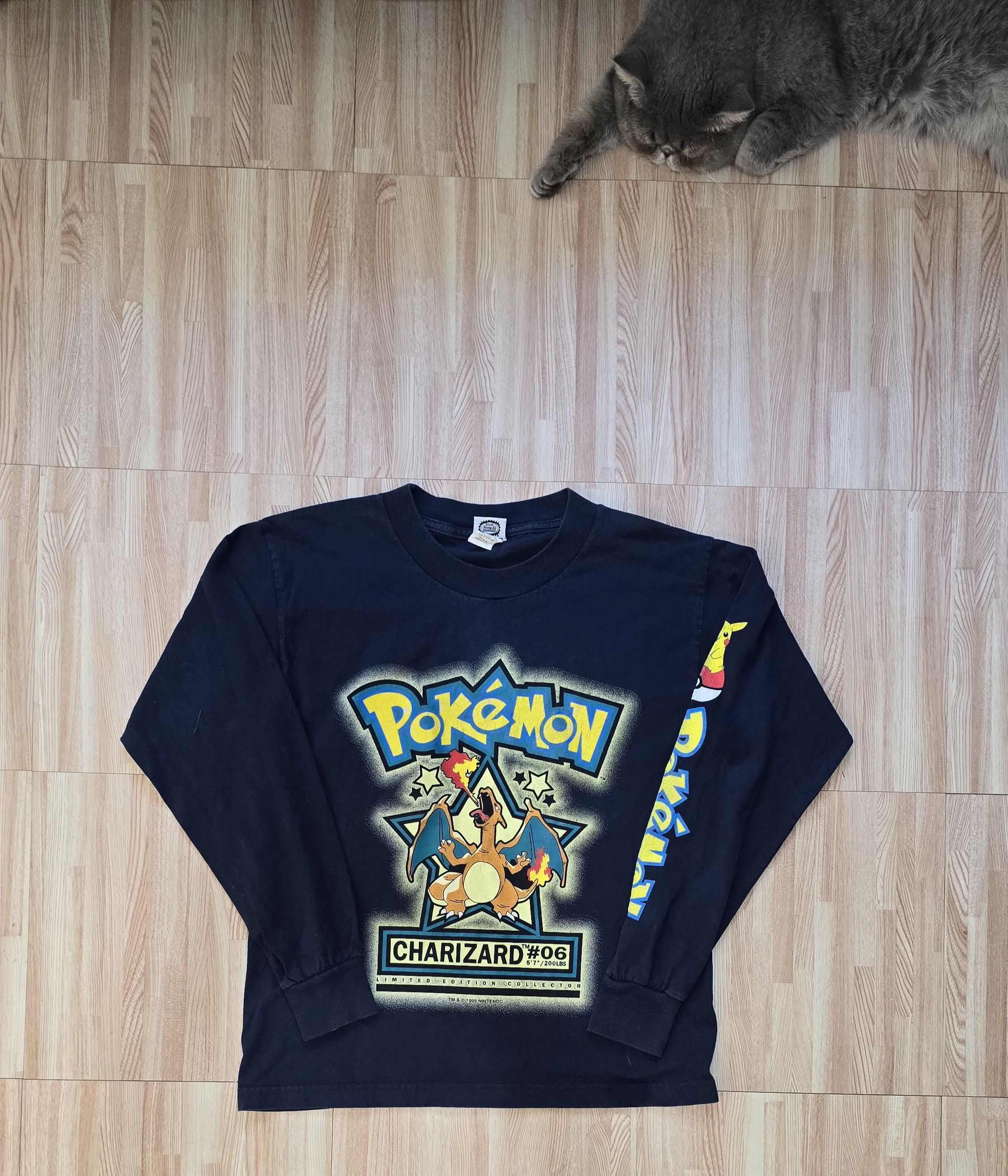 Nintendo × Pokemon × Vintage Charizard and Pikachu 1999 Size US M / EU 48-50 / 2 - 1 Thumbnail