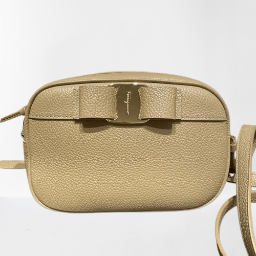 Salvatore Ferragamo o1s1rm0924 Size: OS / Shoulder Bag in Beige Size ONE SIZE - 1 Thumbnail