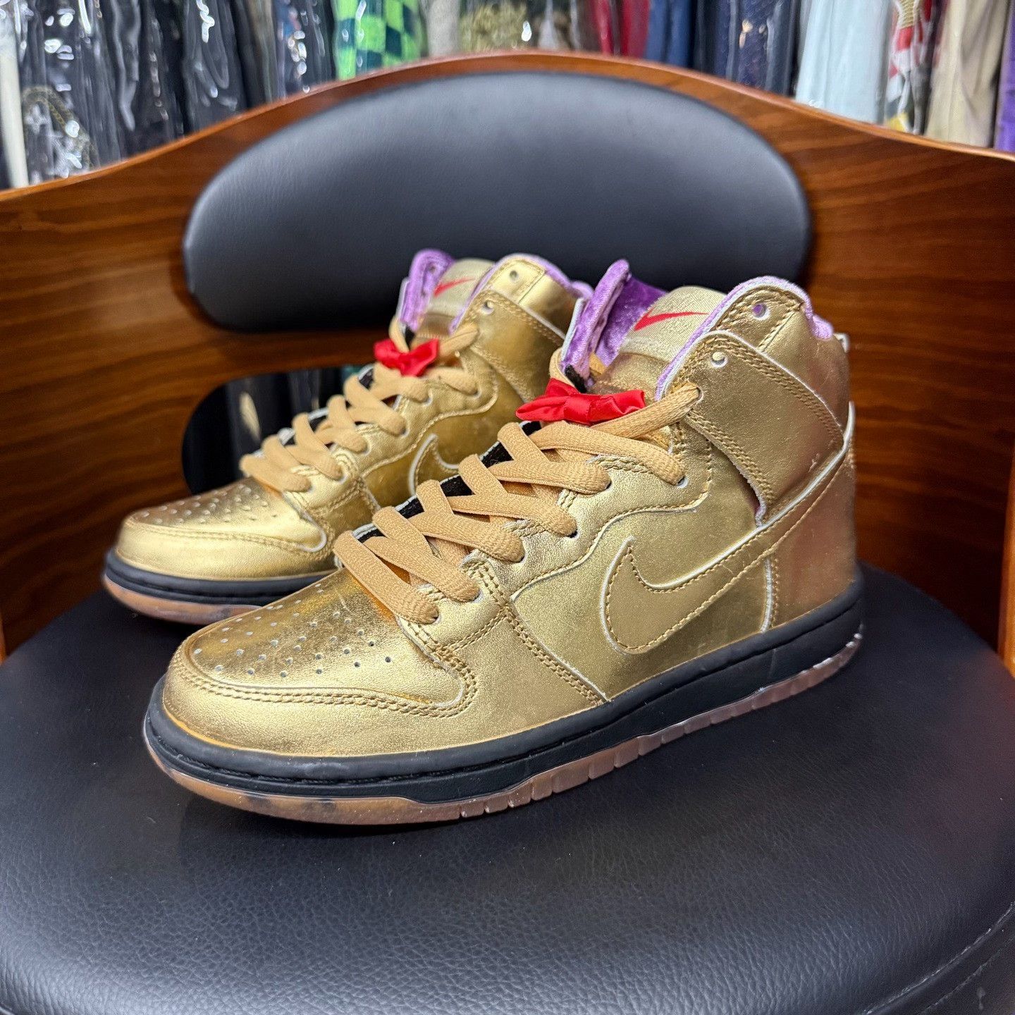 Nike Nike DUNK Yellow Lowtop Sneakers 5 Men Size US 5 / EU 37 - 1 Thumbnail