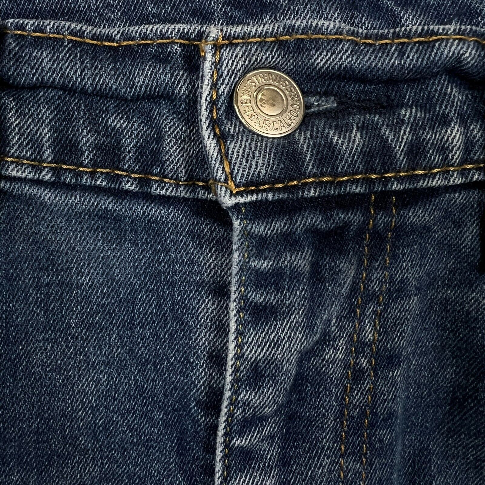 Levi's × Vintage Levi's 505 Jeans 34x31 Regular Fit Straight Leg Denim Pants Size US 34 / EU 50 - 3 Thumbnail