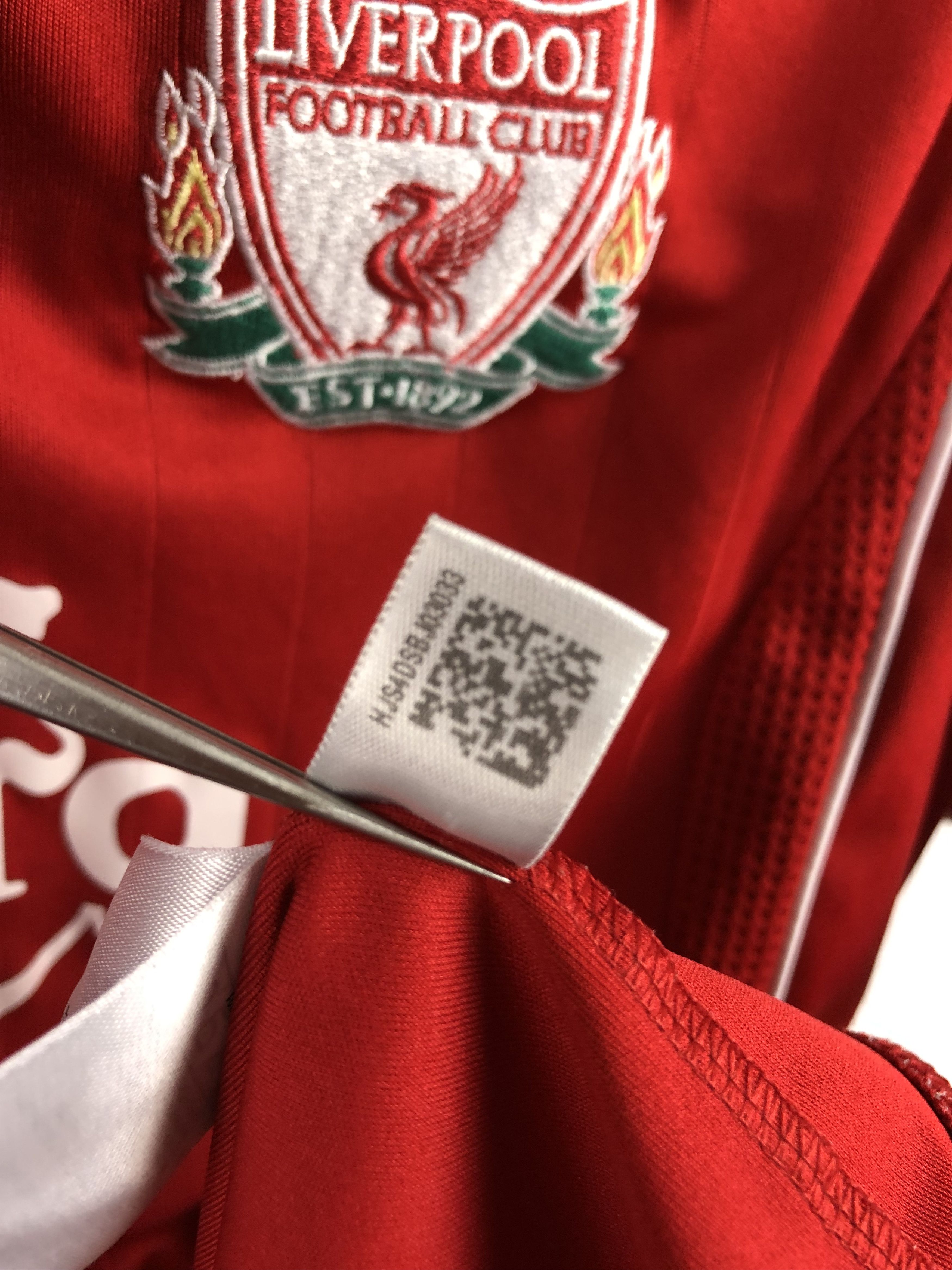 Adidas Liverpool shirt 2006 Soccer #14 Alonso Adidas Jersey Size US L / EU 52-54 / 3 - 13 Thumbnail