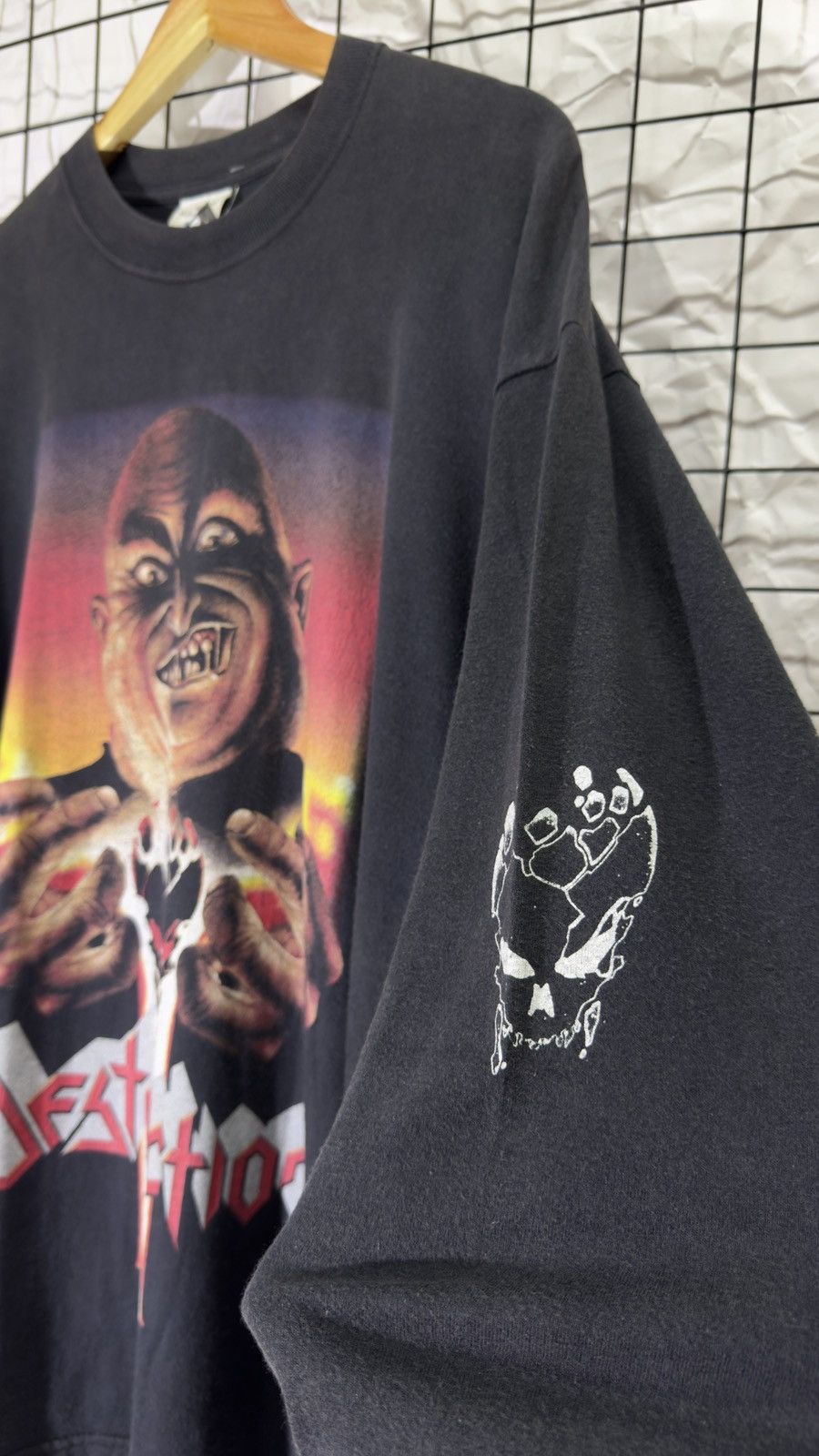 Band Tees Vintage 1999 destruction tour metal band tee shirt Size US XL / EU 56 / 4 - 9 Thumbnail