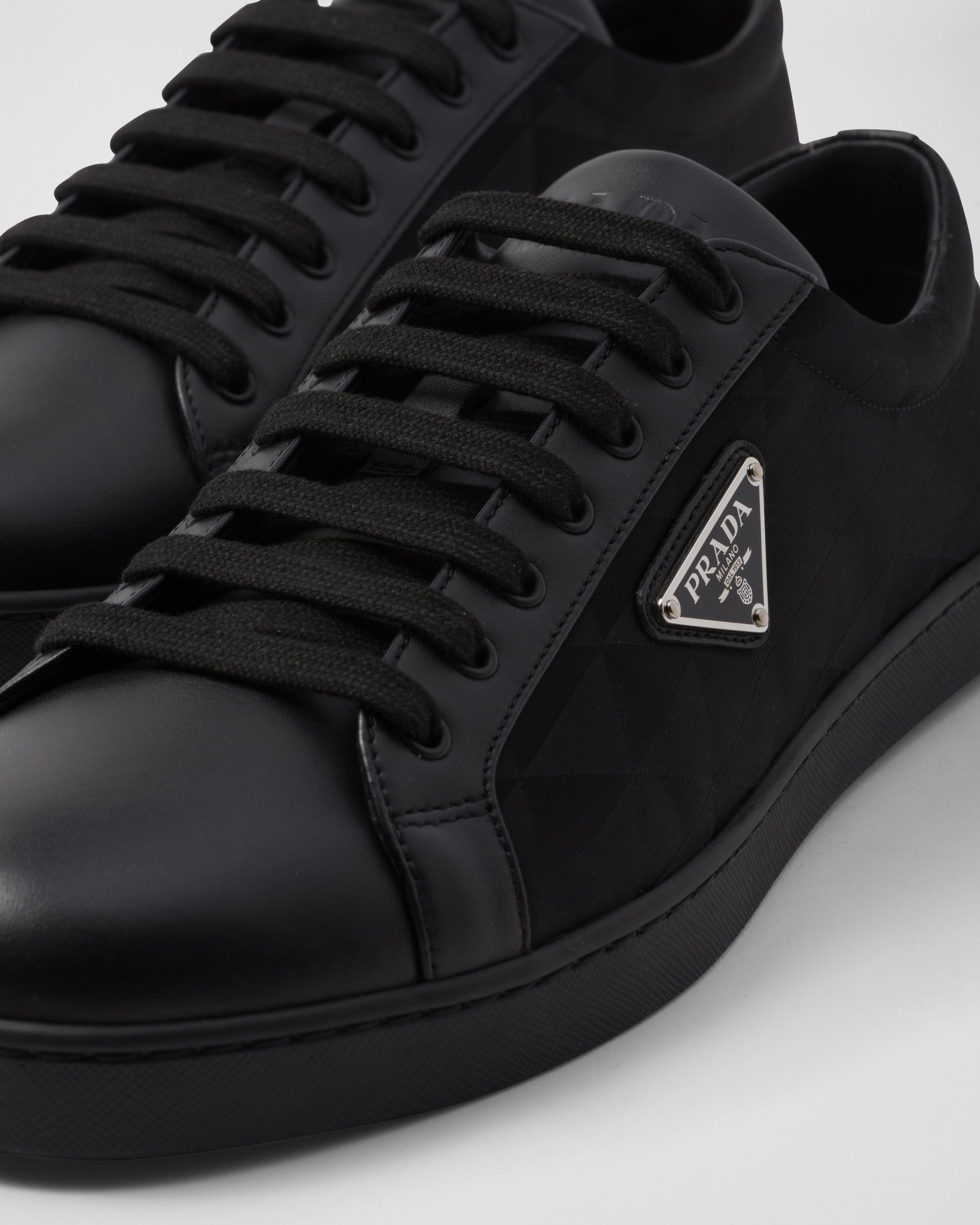 Prada o1la1rc1a0925 Leather and Re-Nylon Sneakers in Black Size US 9 / EU 42 - 6 Thumbnail