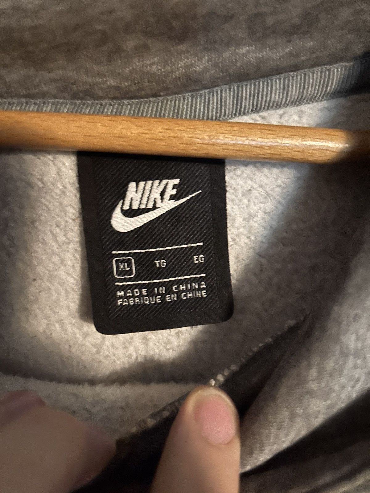 Nike Mens Nike NSW Patch Logo Size US XL / EU 56 / 4 - 4 Thumbnail