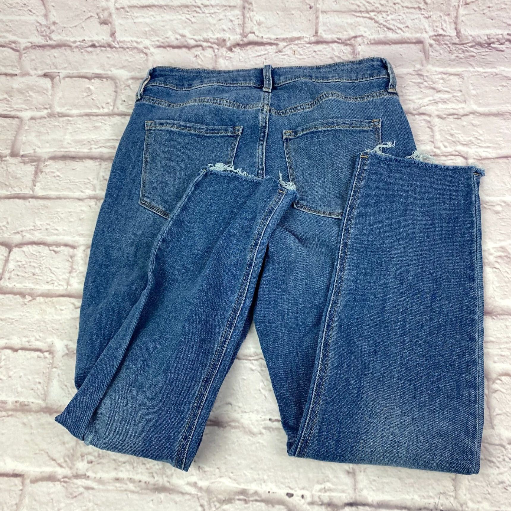 Old Navy VINTAGE Old Navy Women Jeans Wow Straight High Rise Size 6 Petite Distressed Raw Hem Size 28" / US 6 / IT 42 - 2 Thumbnail